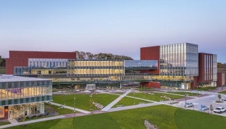 des moines university core campus